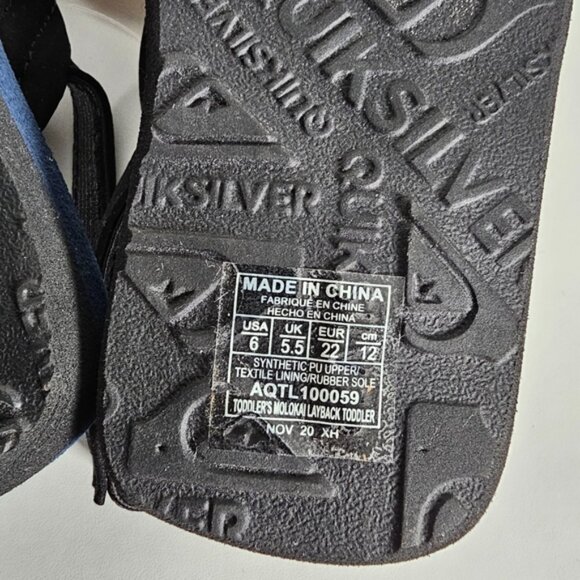 Quiksilver Kids Striped Flip Flops Blue Size 6 New - Picture 6 of 7